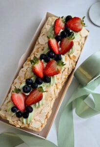 Меренговый рулет