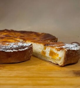 пирог с консервированными персиками